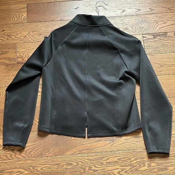 [Lolë] Spacer Funnel Neck - Black Beauty - XS - Picture 6 of 9